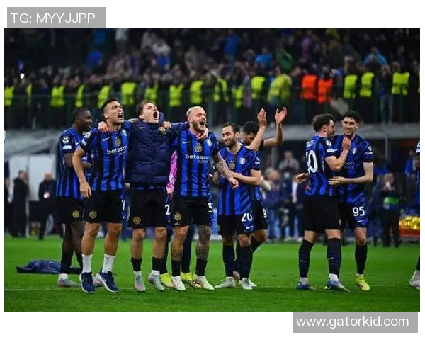 巴黎圣日尔曼与曼彻斯特联巅峰对决谁能笑到最后精彩赛事前瞻分析 巴黎圣日尔曼与曼彻斯特联巅峰对决谁能笑到最后精彩赛事前瞻分析